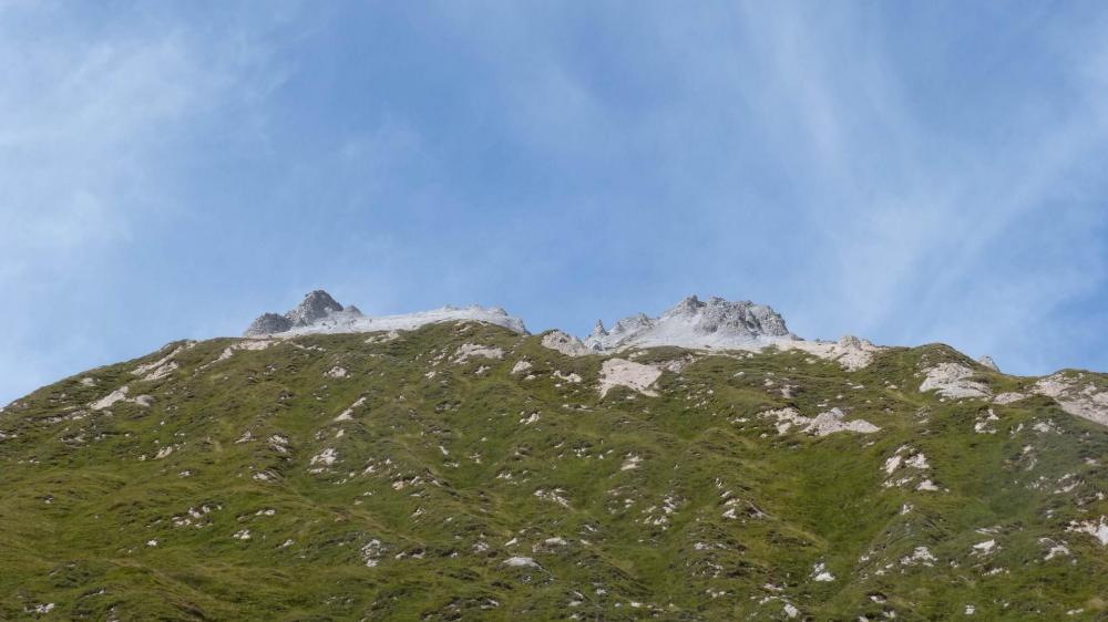 On s' éloigne du Petit Mont Blanc