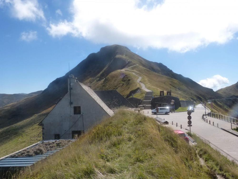 Pas de Peyrol et Puy Mary en arrière plan