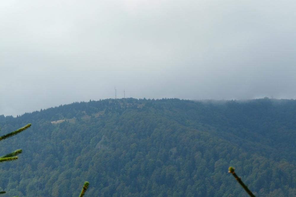 vue sur le ballon de Servance depuis le ballon d'Alsace