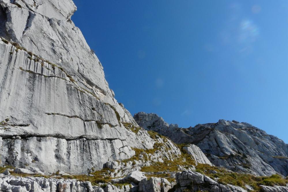 première pente de montée vers le col du Varo