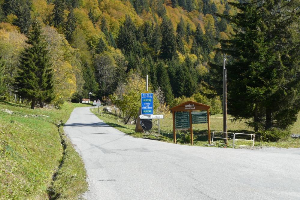 le pied du col de la Joux verte