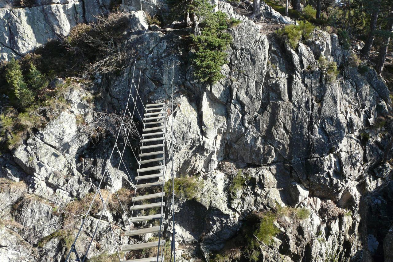 Le pont de la reboule qui précède la sortie (via des juscles)