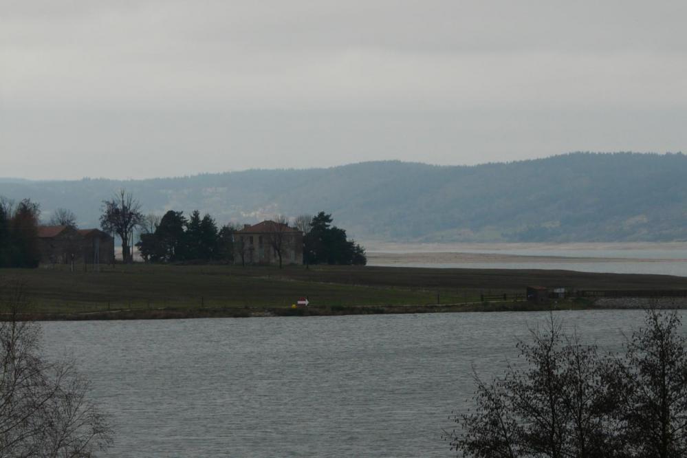 lac de Naussac peu après Naussac