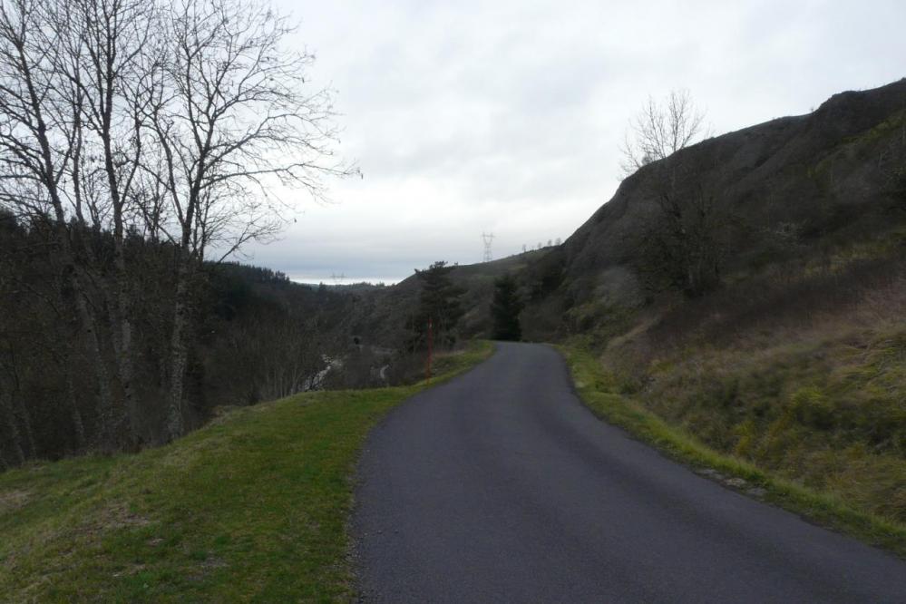 le tunnel après les ruines et avant la petite gare