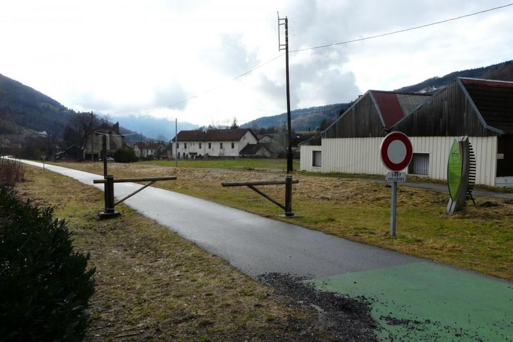 La fin de la piste cyclable à Bussang