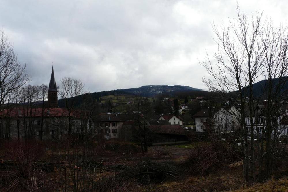 St Maurice sur Moselle au pied du Ballon d' Alsace