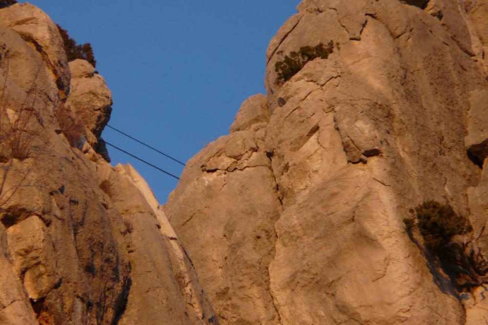 le pont de singe de la via ferrata du rocher St Julien