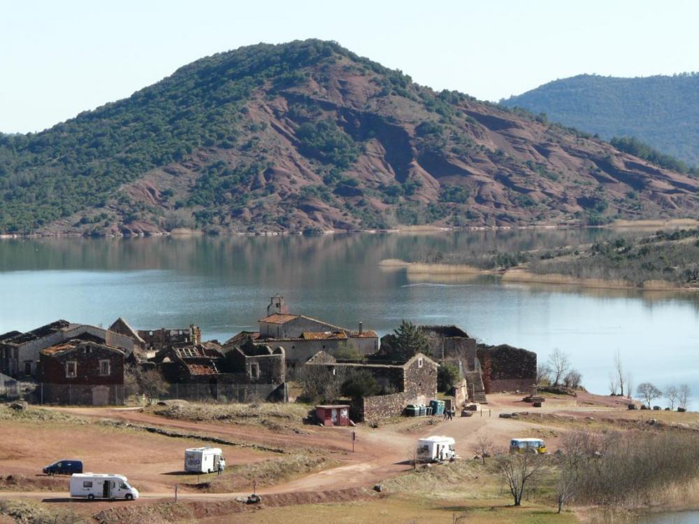 Celles (lac du Salagou)