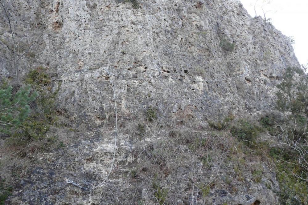 un des parcours de la via ferrata (chaos de Montpellier le vieux)