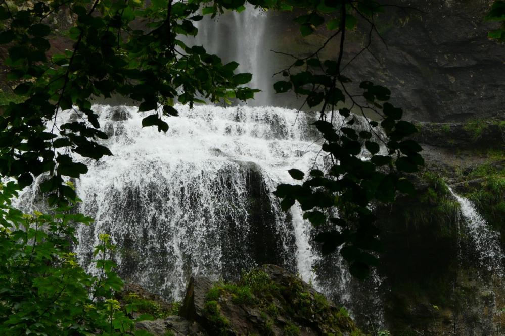 le bas du bassin de la cascade de la Charabotte