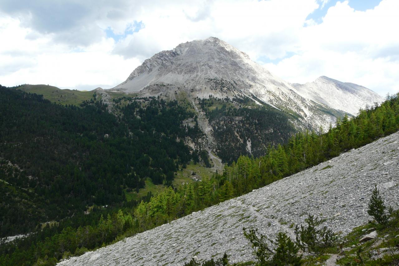 la pointe de Charra (la via ferrata est de l'autre côté - versant italien)