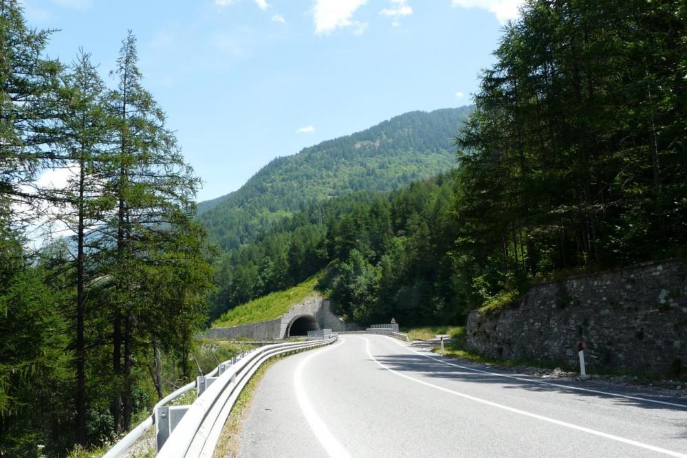 le premier tunnel dans la montée vers Clavières