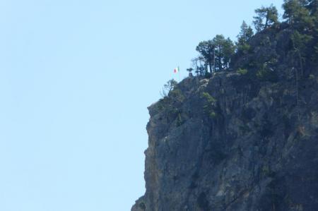 Arrivée au drapeau de la via del Rocca Clari à Clavières