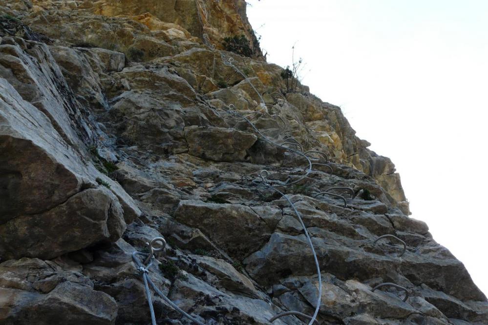 via de la falaise de Meïchira