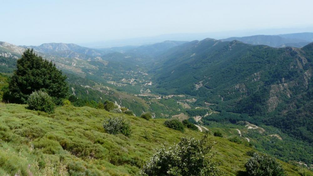 la vallée sous le col de Meyrand