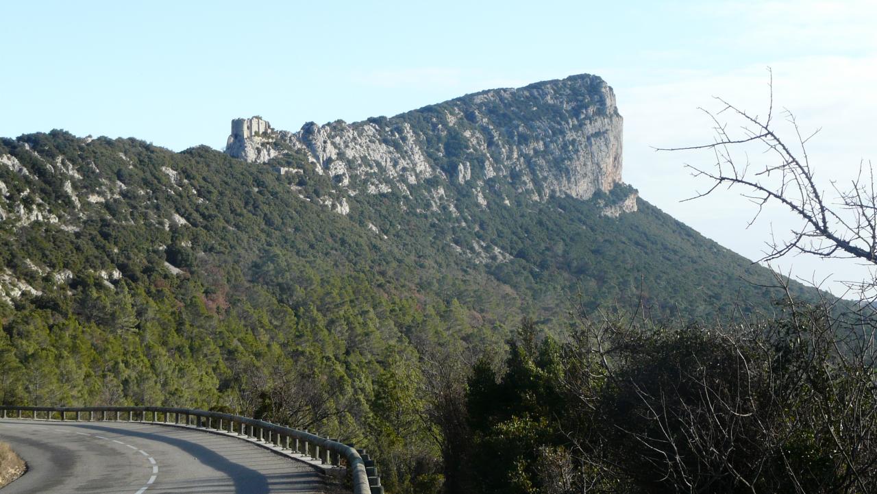 montagne de l' Hortus et son château