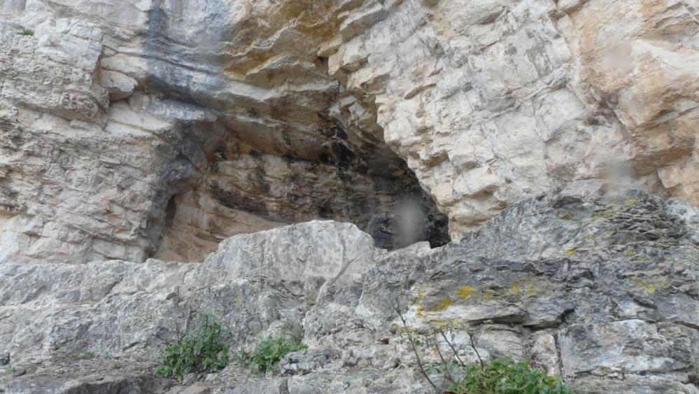 la grotte de l' Hortus (Hérault)