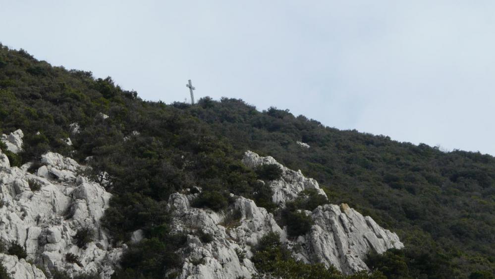 la croix du sommet du Pic st Loup