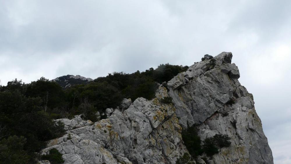 fin de l' arête est, il faut descendre (pic st Loup)