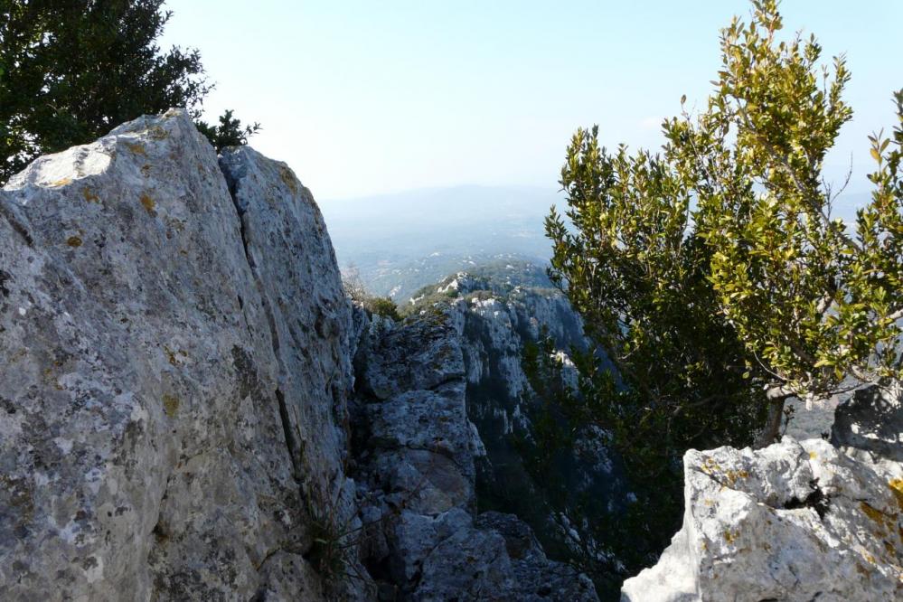 un peu de passage exposé au pic st loup (arête ouest)