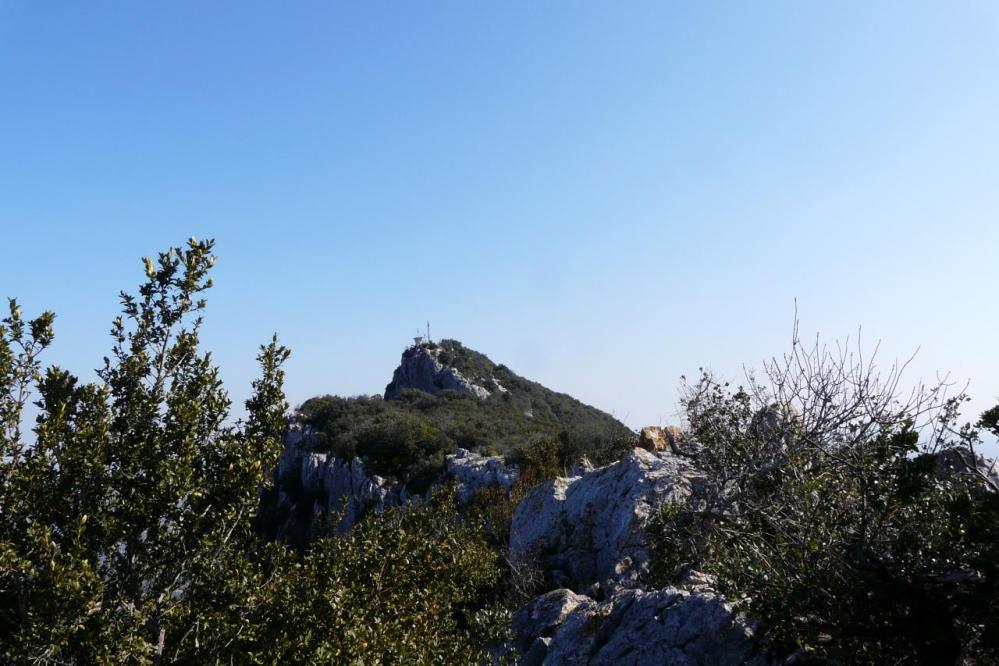 le pic st Loup se précise (arête ouest)