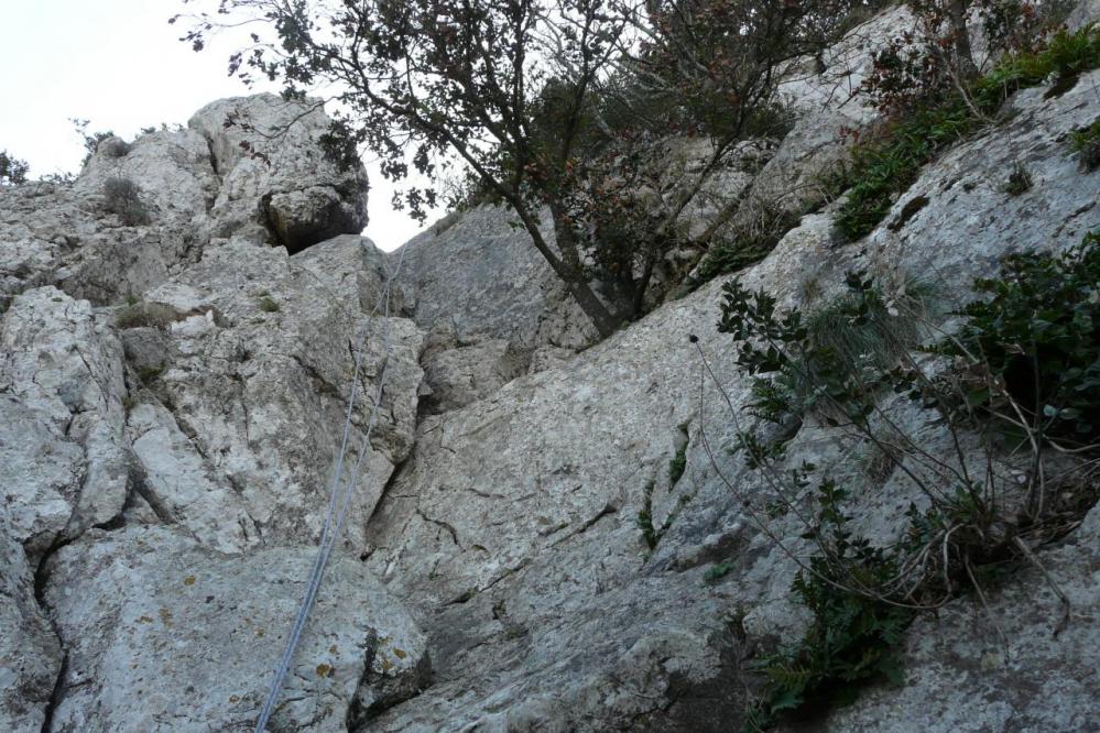 dernier ressaut de la diagonale vu du bas (pic st Loup)