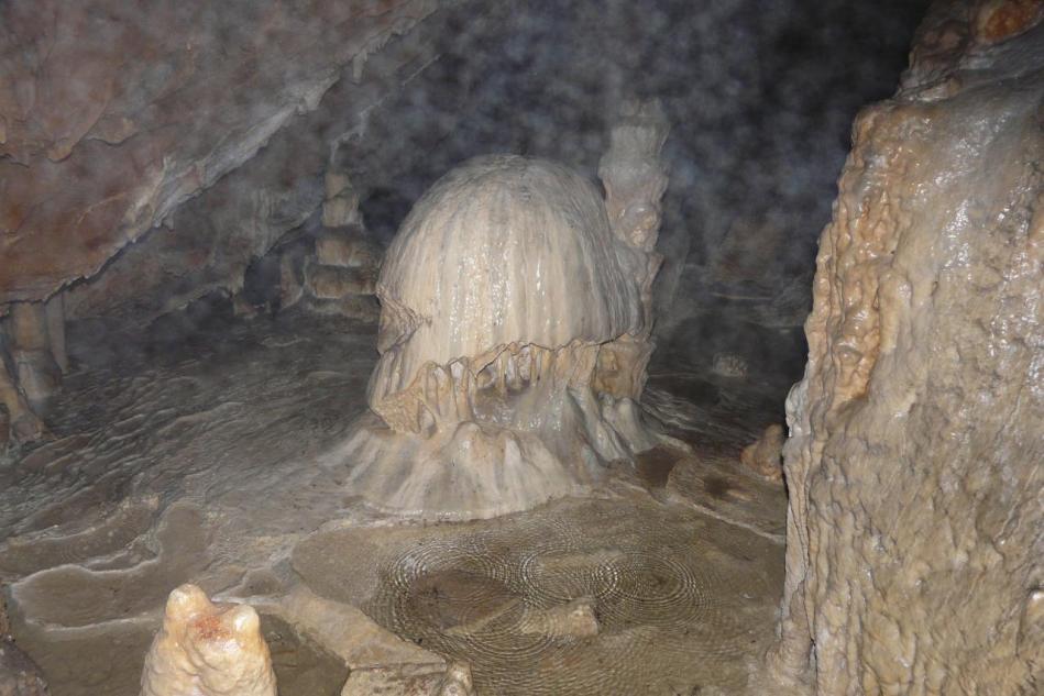 la grotte merveilleuse à Balme de Rencurel