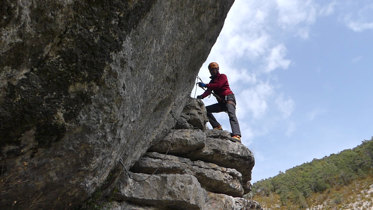 Via ferrata des gorges d' Agnielles    Aspres sur Buëch